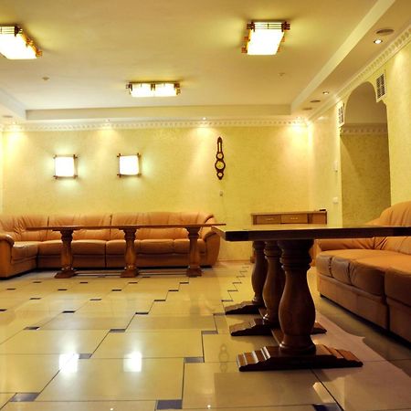 Soborniy Hotel Zaporizhia Buitenkant foto