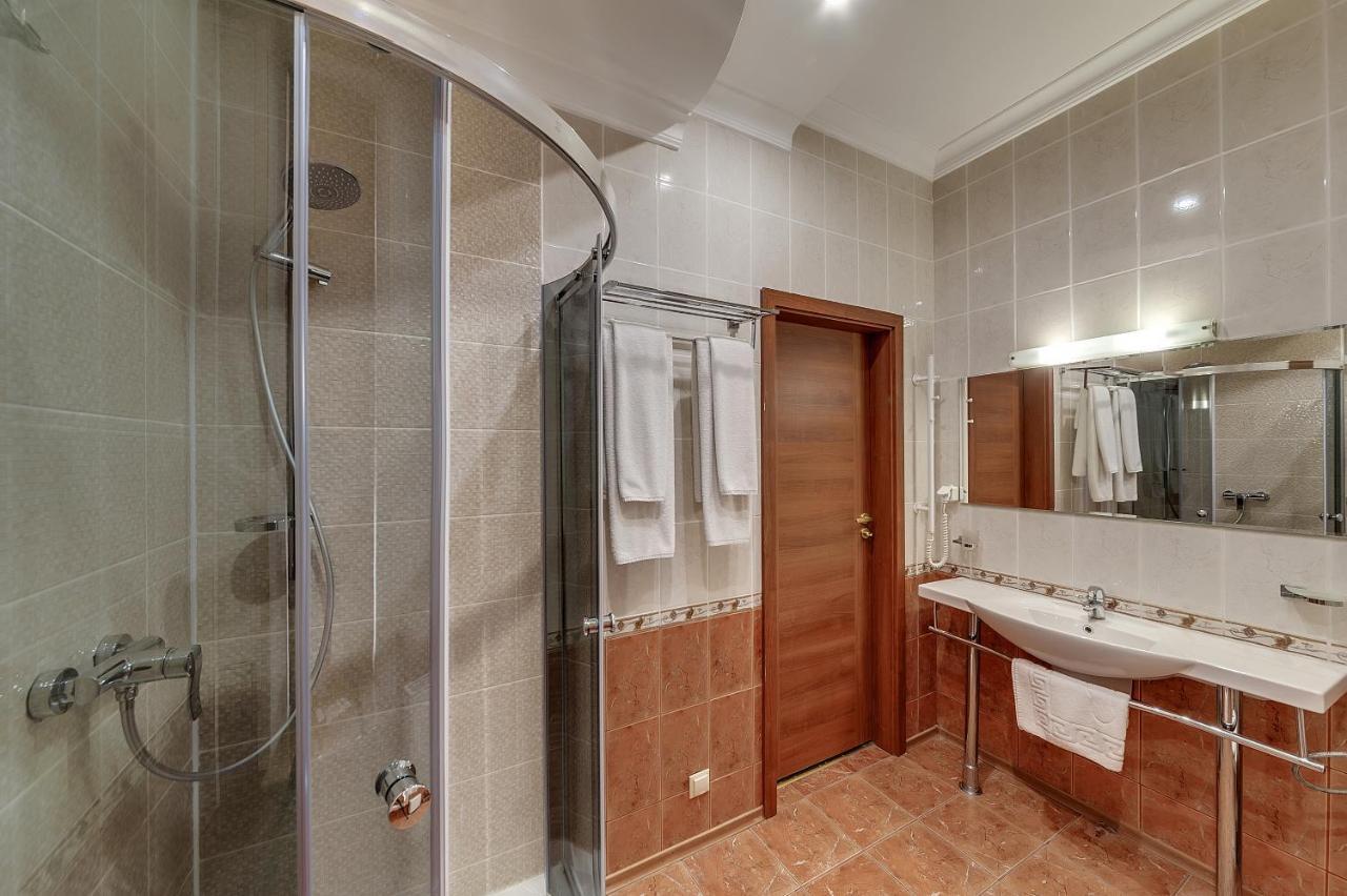Soborniy Hotel Zaporizhia Buitenkant foto